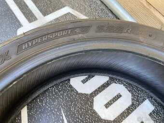 Motopneu Bridgestone Battlax S22R - 8