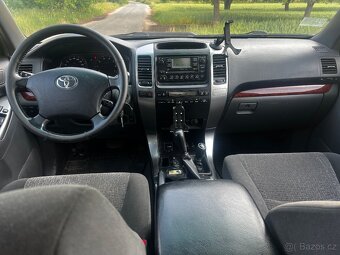 Toyota Land Cruiser Executive,4.0 V6 benz,automat,4x4,2005 - 8