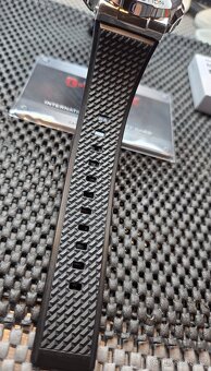 Casio G-Shock GM-110-1AER - 8