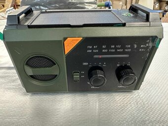 Solární nouzové rádio (207) - 8