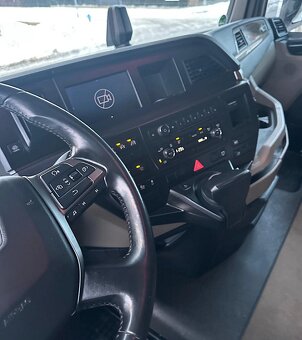 MAN TGX 18.510 - tahač návěsů - 8