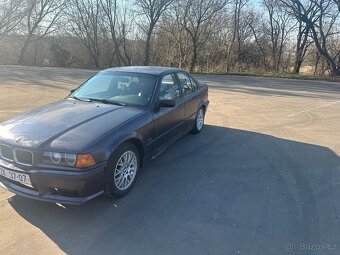 BMW E36 318i - 8
