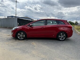 HYUNDAI I30 1.6 CRDI KOMBI 2017 VÝHŘEV KLIMA SENZORY - 8