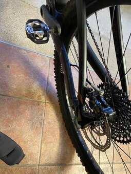 Scott Genius 910 karbon 2019, 29, M - 8