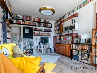 Družstevní byt 2+1 ve Strašnicích s výhledem do zeleně - 8