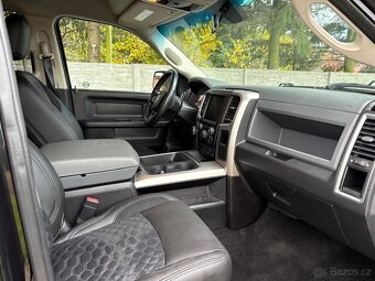Dodge RAM 5.7 hemi rok 2018  verze Sport - 8