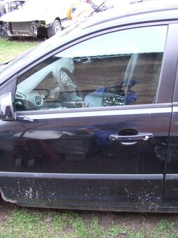 Prodám náhradní díly Ford Focus MK2 kombi 1.6 16v - 8