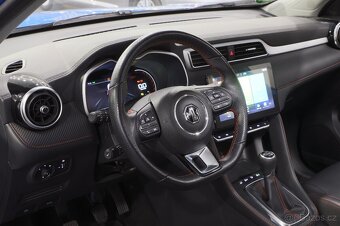 MG ZS 1.5 78kW 75tkm Panorama Man. LED - záruka Autodraft - 8