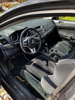 Mitsubishi Lancer Evo X - 8