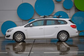 Opel Astra Sport Tourer ST 1.6 CDTI, Nová STK - 8