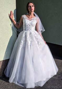 NOVÉ KRAJKOVÉ svatební šaty VIVIEN - 8