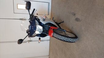 Honda CBR250R - 8