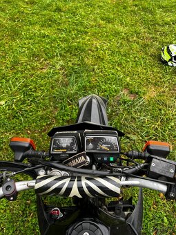 Yamaha DT 125 R (otevřená) - 8