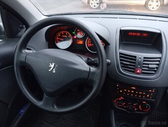 Peugeot 206+ ,1,4 benzín,120000km - 8