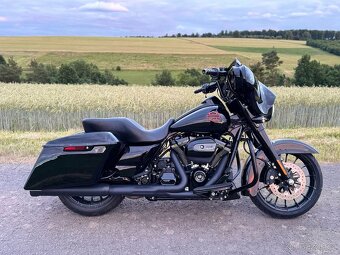 Harley Davidson STREET GLIDE - 8