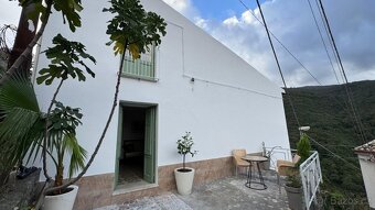 Sicílie, RD 4+1, 100 m2, pozemek 1.300 m2, San Piero Patti - 8