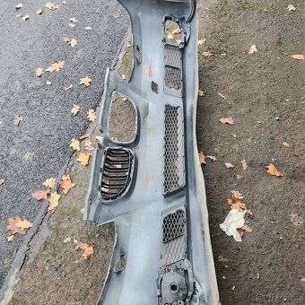 BMW e92 e93 Předni naraznik rok 2008 - 8