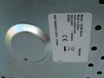 PRODÁM DOMÁCÍ PEKÁRNU TEFAL - TOP STAV - 8