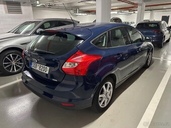 Ford Focus - 8