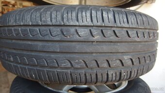 Prodám starší letní PIRELLI Cinturato R6 195/60 R15 88 H - 8