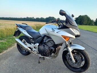 Honda CBF 600 S - 8
