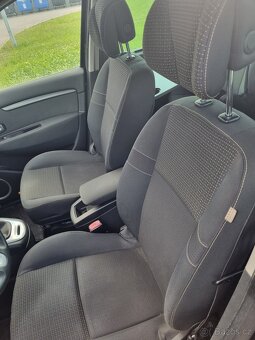 Renault grand scenic 3 1.4 tce 96kw 7 míst - 8