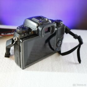 Canon EOS M5 24,2 Mpx pouze tělo, bez objektivu - 8