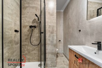 Pronájem, byty/1+kk, 30 m2, třída Edvarda Beneše 1546/40, No - 8