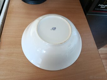 Porcelánové talíře a mísy retro - 8