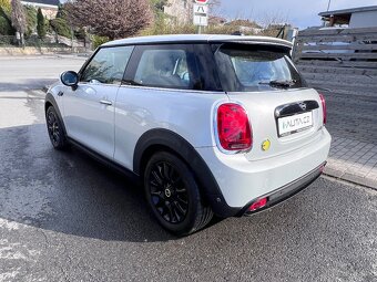 MINI COOPER SE 135KW SOH 100% 11/2021 31412KM AD. TEMPOMAT - 8