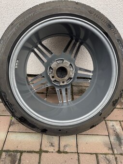 Mercedes-benz AMG kola 225/45R17 - 8