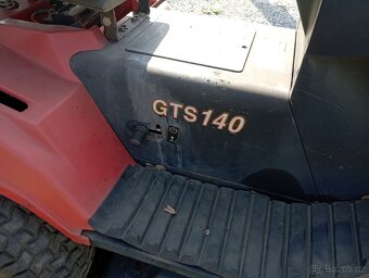 Zahradní traktor - 8