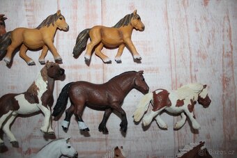 Figurky koní Schleich 5 - 8