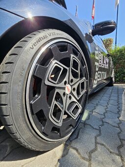Alu kola RADI8 R8CM9 BLACK MASHINED - 8