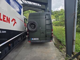 Prodám obytnou dodavku Mercedes Sprinter - 8
