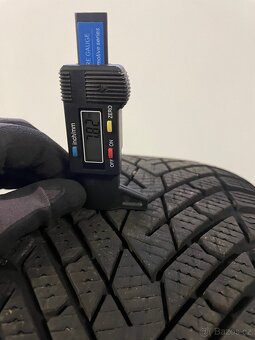 Orig zimni Alu Volvo XC60 r18 235/60/18 95% dot24 - 8