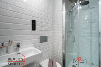 Pronájem, byty/3+kk, 67 m2, Kolbenova 1032/5, 19000 Praha, H - 8