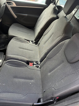 Citroen C4 Picasso Najeto 32tkm náhradní díly EZWD - 8