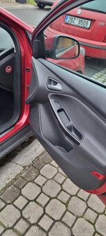 Ford focus - 8