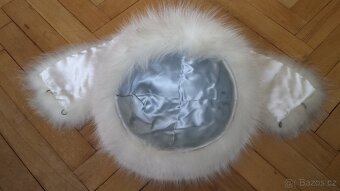 Čepice a límec z polární lišky - 8