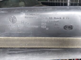 BMW e34 spoiler Hella - 8