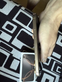 iPhone 16 pro max - 8