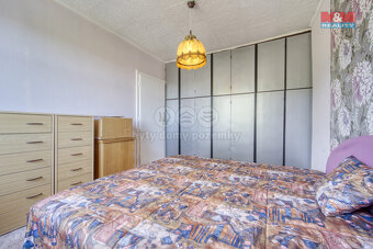 Prodej bytu 4+1, 81 m², Karlovy Vary, ul. Táborská - 8