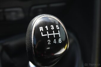 Ford Tourneo Connect 1.0 EcoBoost TAŽNÉ ZAŘÍZENÍ ČR (2016) - 8