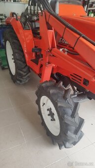 Kubota Saturn X24 - 8