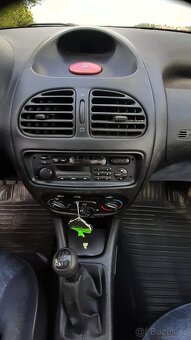 Prodám PEUGEOT 206, r.v.2001 - 8