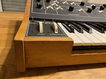 Analogový syntezátor Moog Prodigy - 8
