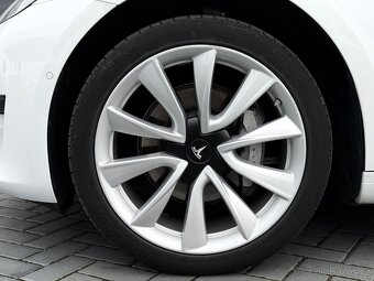 Tesla Model 3 SR+ / 2019 / DPH / 239 kw - 8