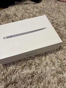 Apple Macbook Air 13" 2020, M1 8-core 8GB/256GB - 8