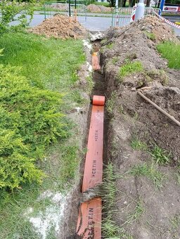 Ruční výkopové a bourací práce - 8